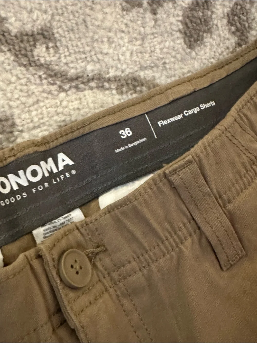 Sonoma Men’s Cargo Shorts in Olive Brown